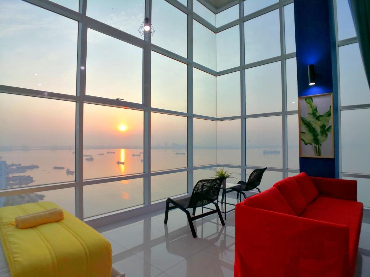 Maritime Suites By Comfy George Town Exterior foto